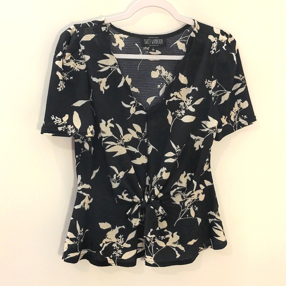 Sweet Wanderer blouse